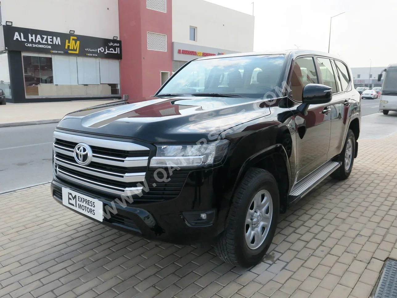 Toyota  Land Cruiser  GXR Twin Turbo  2022  Automatic  118,000 Km  6 Cylinder  Four Wheel Drive (4WD)  SUV  Black  With Warranty