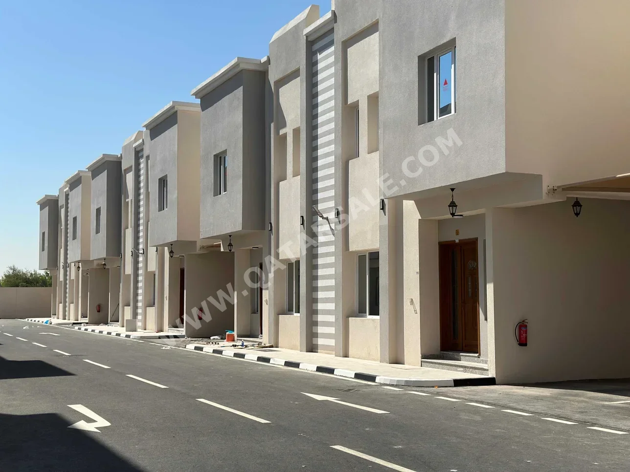 Compound  - Not Furnished  - Doha  - Al Markhiya  - 7 Bedrooms