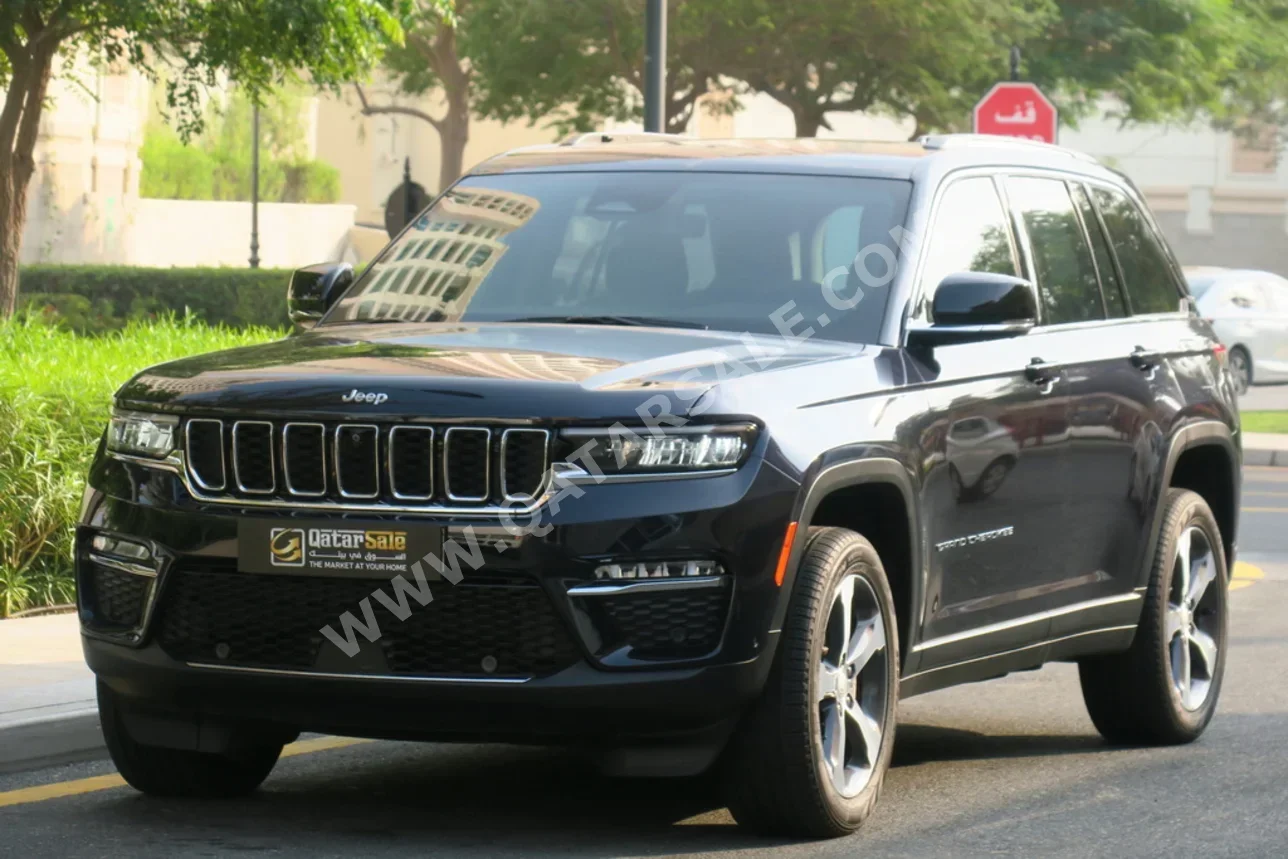 Jeep  Grand Cherokee  Limited  2023  Automatic  6,000 Km  6 Cylinder  Four Wheel Drive (4WD)  SUV  Dark Blue  With Warranty