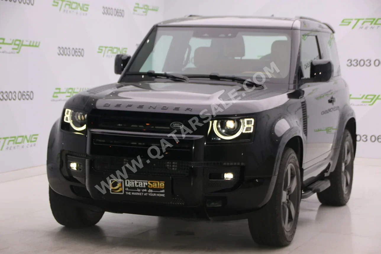 Land Rover  Defender  90 SE  2023  Automatic  33,000 Km  6 Cylinder  Four Wheel Drive (4WD)  SUV  Black  With Warranty