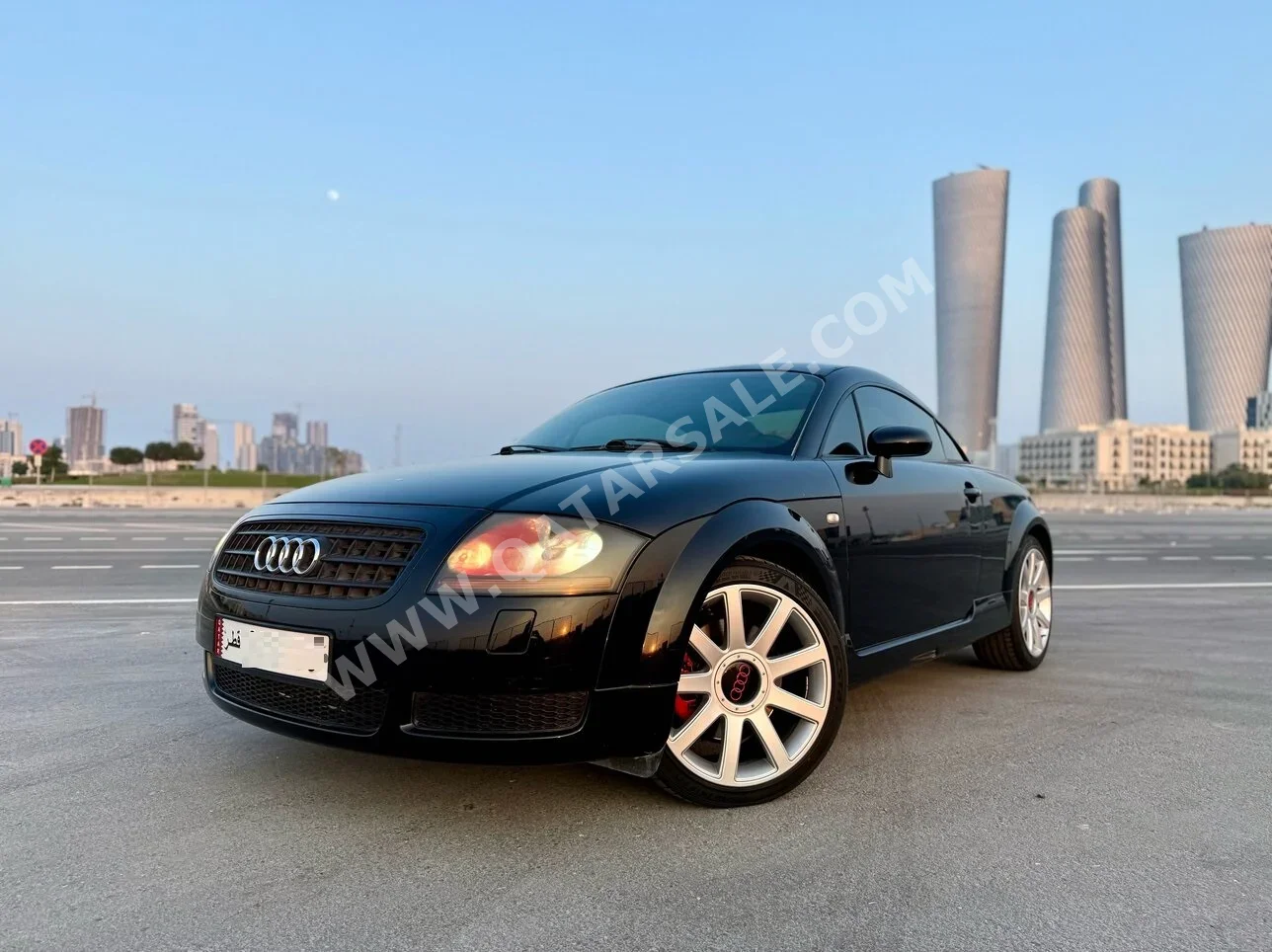 Audi  TT  2003  Automatic  87,500 Km  4 Cylinder  Front Wheel Drive (FWD)  Coupe / Sport  Black