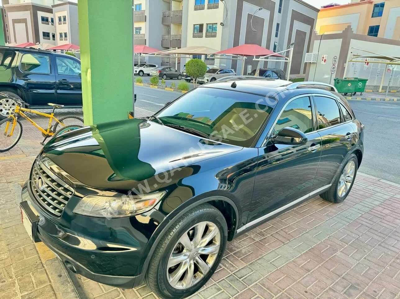 Infiniti  FX  35  2008  Automatic  213,000 Km  6 Cylinder  Four Wheel Drive (4WD)  SUV  Black