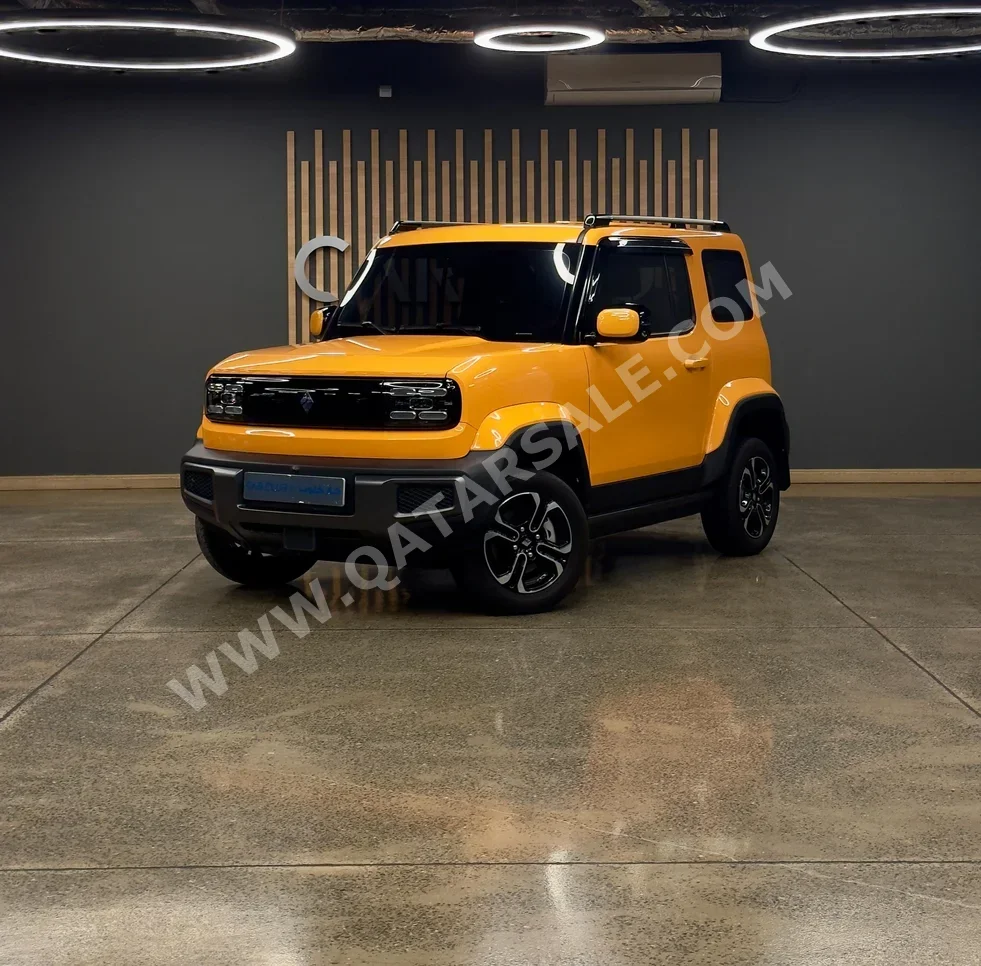 Wuling  Mini EV  2024  Automatic  17٬000 Km  0 Cylinder  Rear Wheel Drive (RWD)  SUV  Yellow