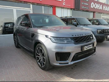 Land Rover  Range Rover  Vogue Super charged  2016  Automatic  89,000 Km  8 Cylinder  Four Wheel Drive (4WD)  SUV  Gray