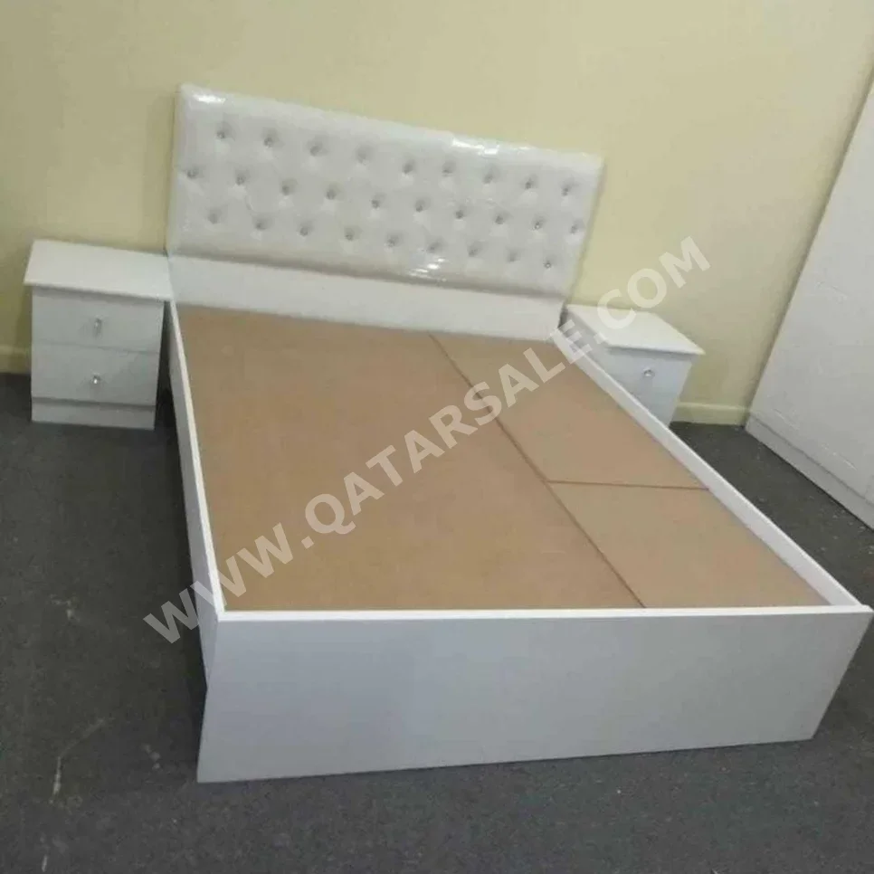 Beds - Queen  - White  - Mattress Included  - With Bedside Table