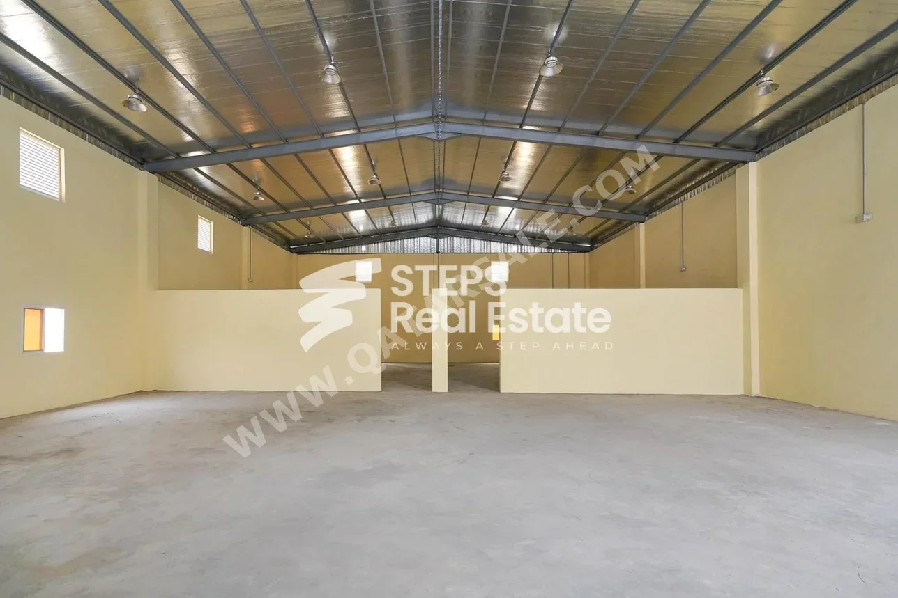 Warehouses & Stores - Al Wakrah  - Barkit Al Awamer  -Area Size: 1000 Square Meter