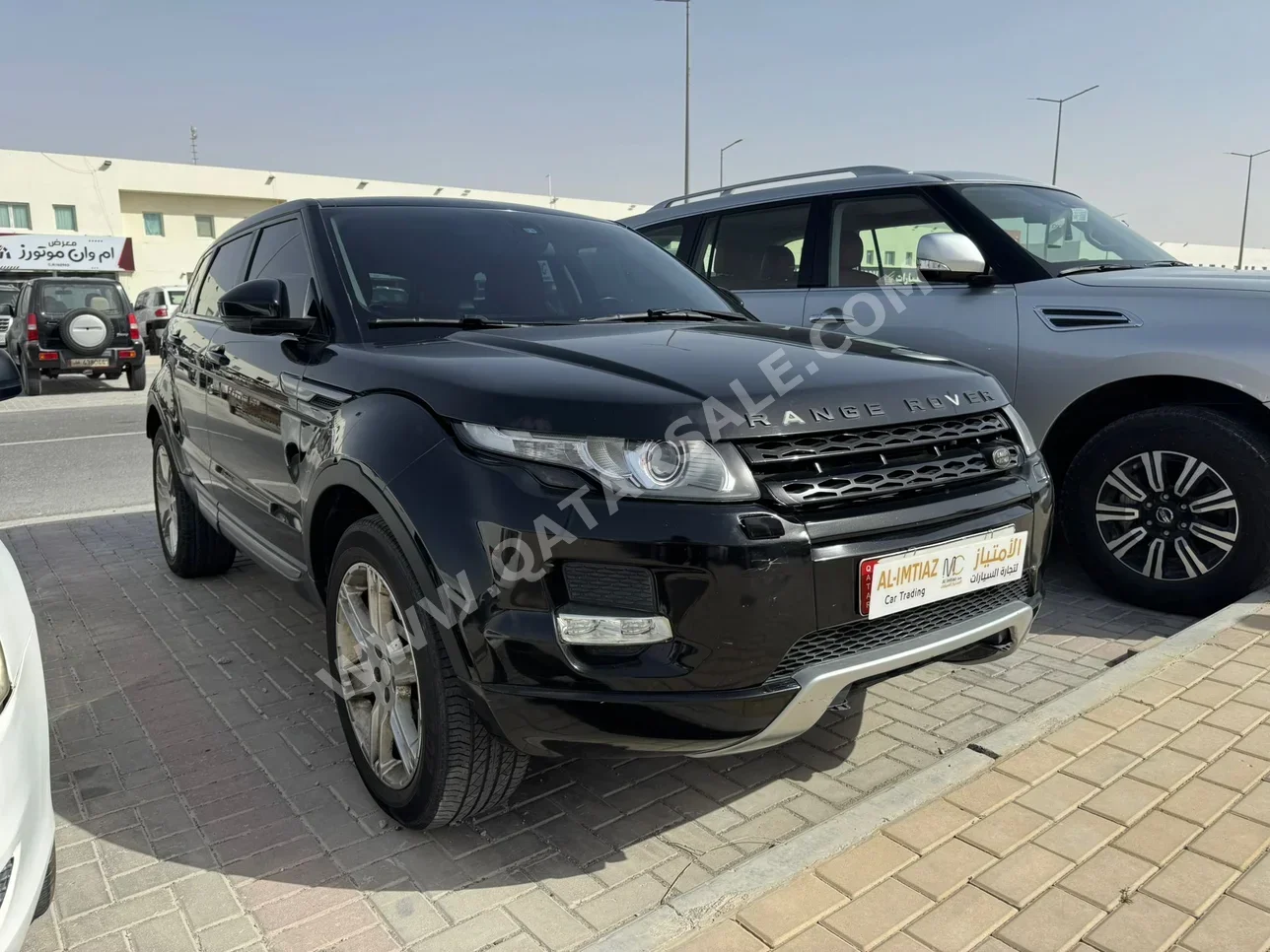 Land Rover  Evoque  2014  Automatic  159,000 Km  4 Cylinder  Four Wheel Drive (4WD)  SUV  Black