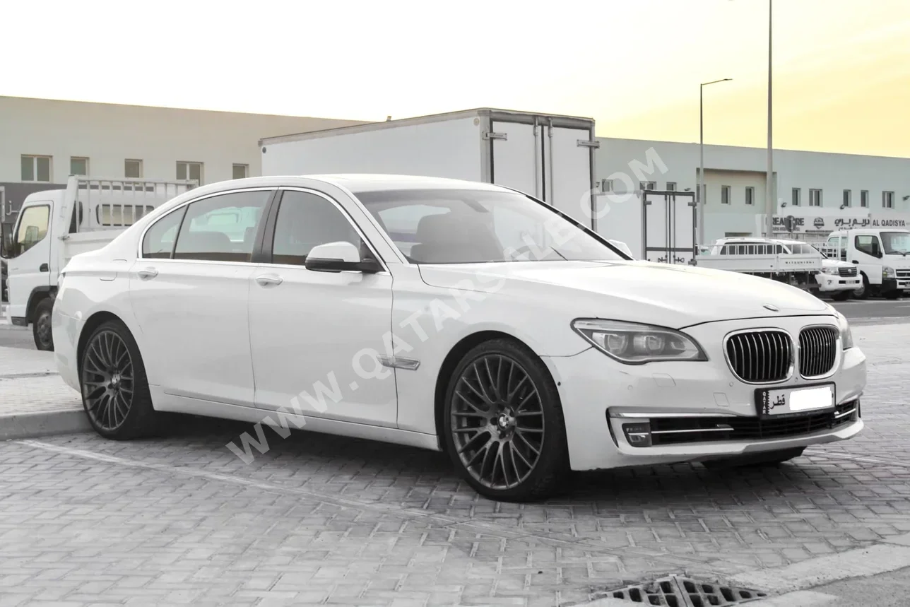 BMW  7-Series  740 Li  2011  Automatic  201,000 Km  6 Cylinder  Rear Wheel Drive (RWD)  Sedan  White