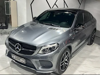 مرسيدس - بنز  جي ال اي  43 AMG  2019  اوتوماتيك  42,000 كم  6 سلندر  دفع رباعي  اس يو في  رمادي