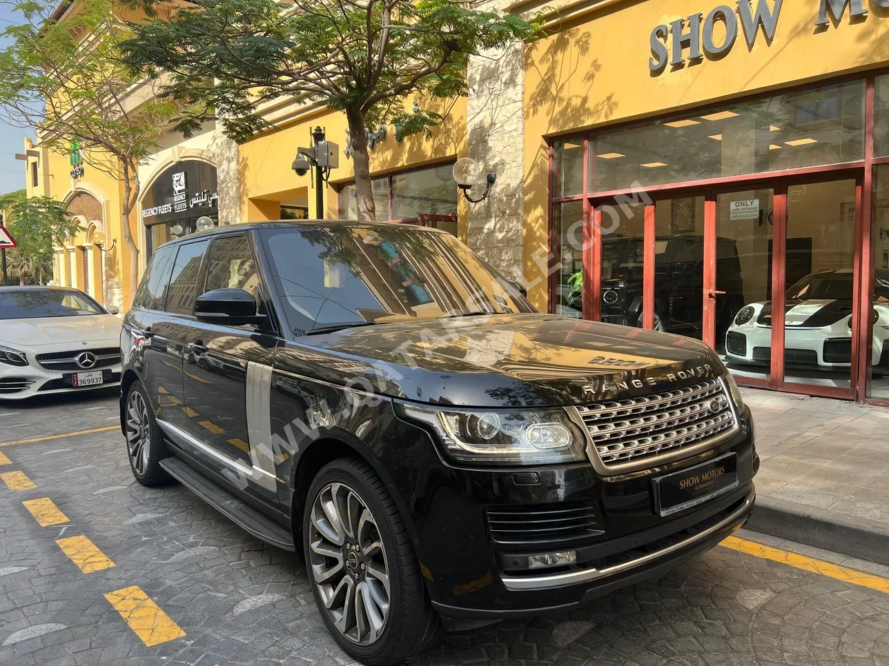 Land Rover  Range Rover  Vogue HSE  2015  Automatic  147,000 Km  8 Cylinder  Four Wheel Drive (4WD)  SUV  Black