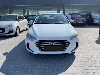 Hyundai  Elantra  2016  Automatic  160,000 Km  4 Cylinder  Front Wheel Drive (FWD)  Sedan  White