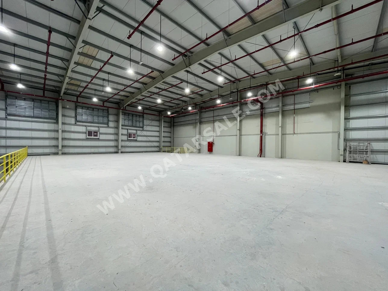 Warehouses & Stores - Al Wakrah  - Barkit Al Awamer  -Area Size: 4500 Square Meter