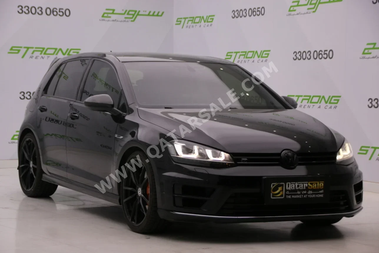 Volkswagen  Golf  R  2016  Automatic  83,500 Km  4 Cylinder  All Wheel Drive (AWD)  Hatchback  Black