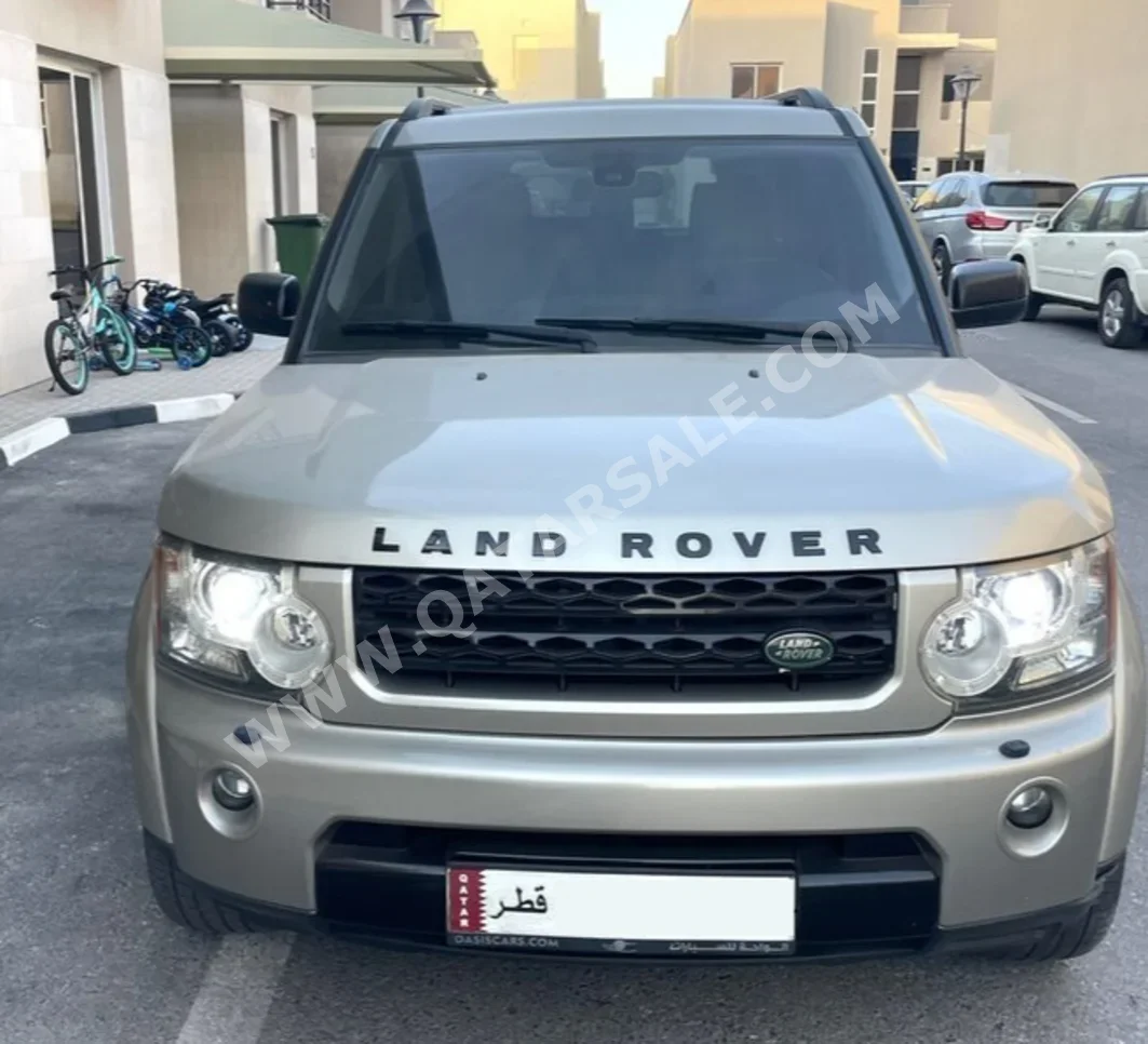 Land Rover  LR4  HSE  2013  Automatic  187,000 Km  8 Cylinder  Four Wheel Drive (4WD)  SUV  Gold