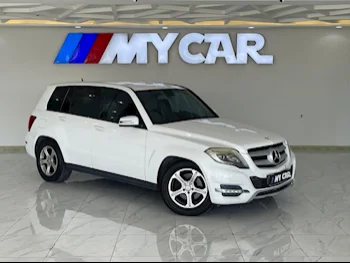  Mercedes-Benz  GLK  250  2015  Automatic  75,000 Km  4 Cylinder  All Wheel Drive (AWD)  SUV  White  With Warranty