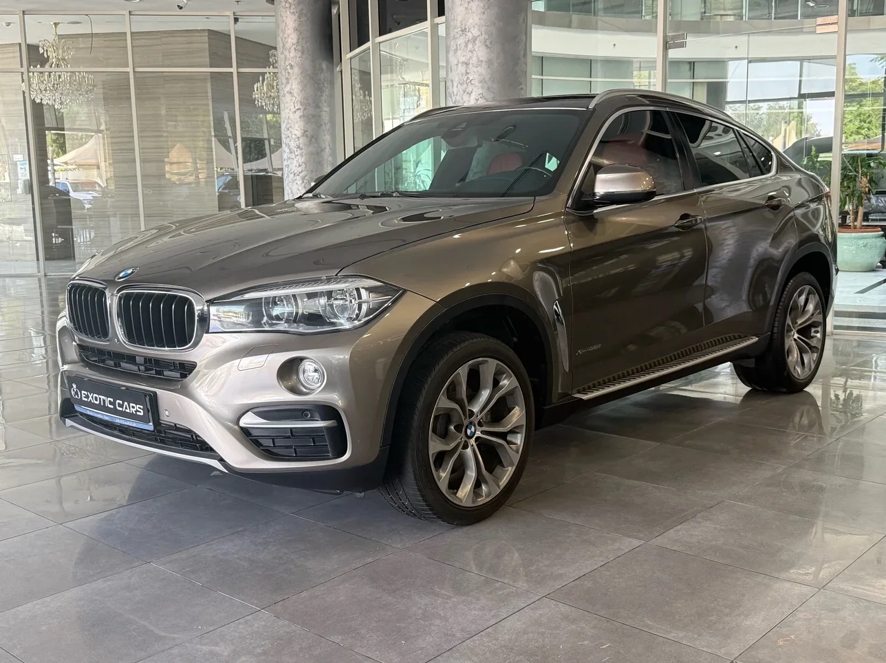 BMW  X-Series  X6  2018  Automatic  117,000 Km  6 Cylinder  Four Wheel Drive (4WD)  SUV  Gray  With Warranty