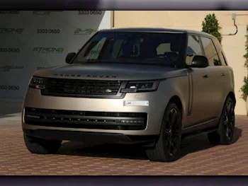 Land Rover  Range Rover  Vogue SE  2023  Automatic  43,000 Km  6 Cylinder  Four Wheel Drive (4WD)  SUV  Gold