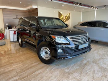 Lexus  LX  570  2011  Automatic  446,000 Km  8 Cylinder  Four Wheel Drive (4WD)  SUV  Black