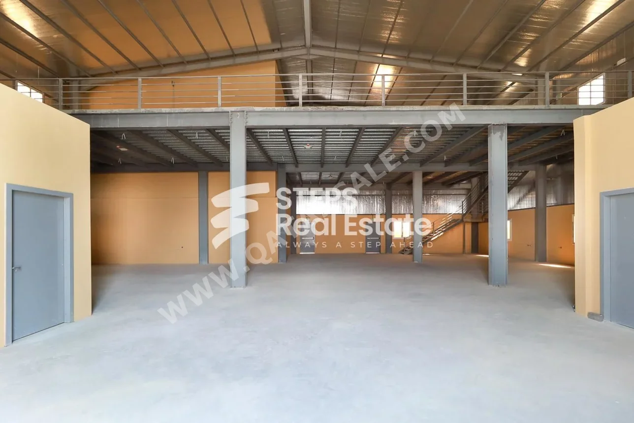 Warehouses & Stores - Al Wakrah  - Barkit Al Awamer  -Area Size: 1000 Square Meter