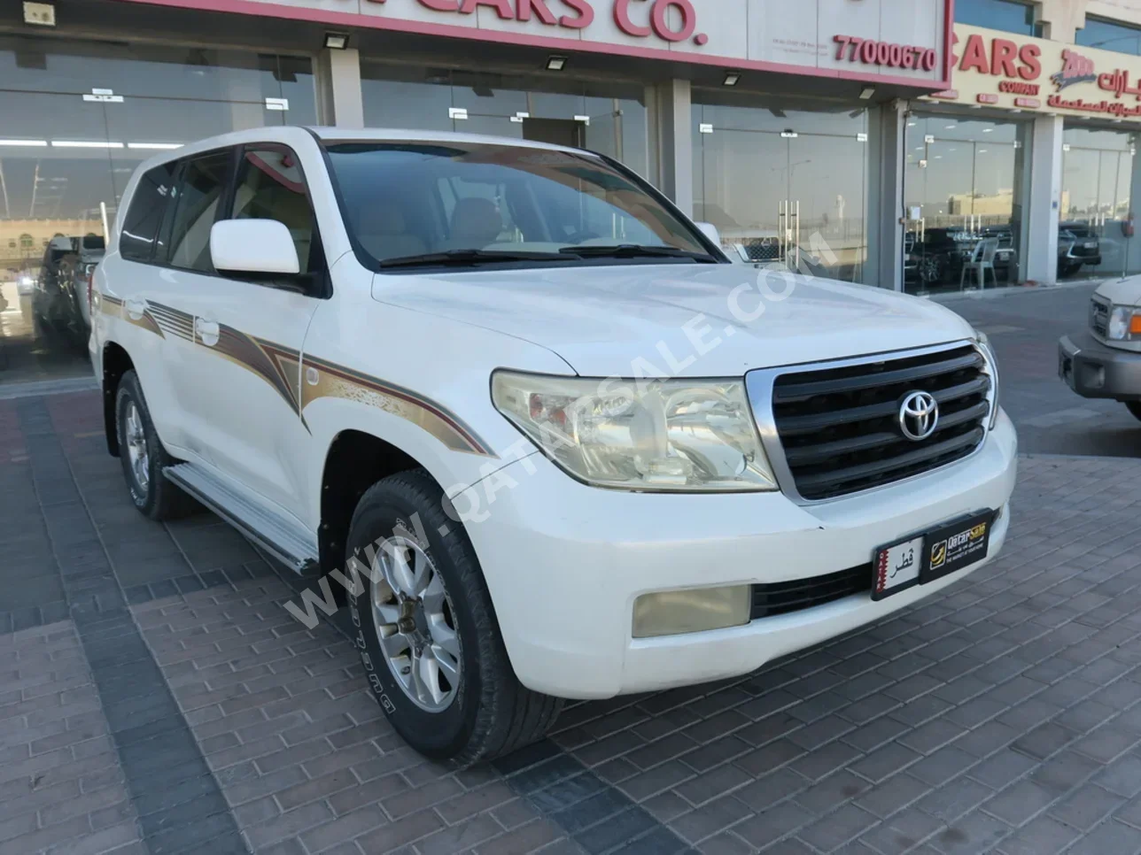 Toyota  Land Cruiser  GX  2009  Automatic  520,000 Km  6 Cylinder  Four Wheel Drive (4WD)  SUV  White