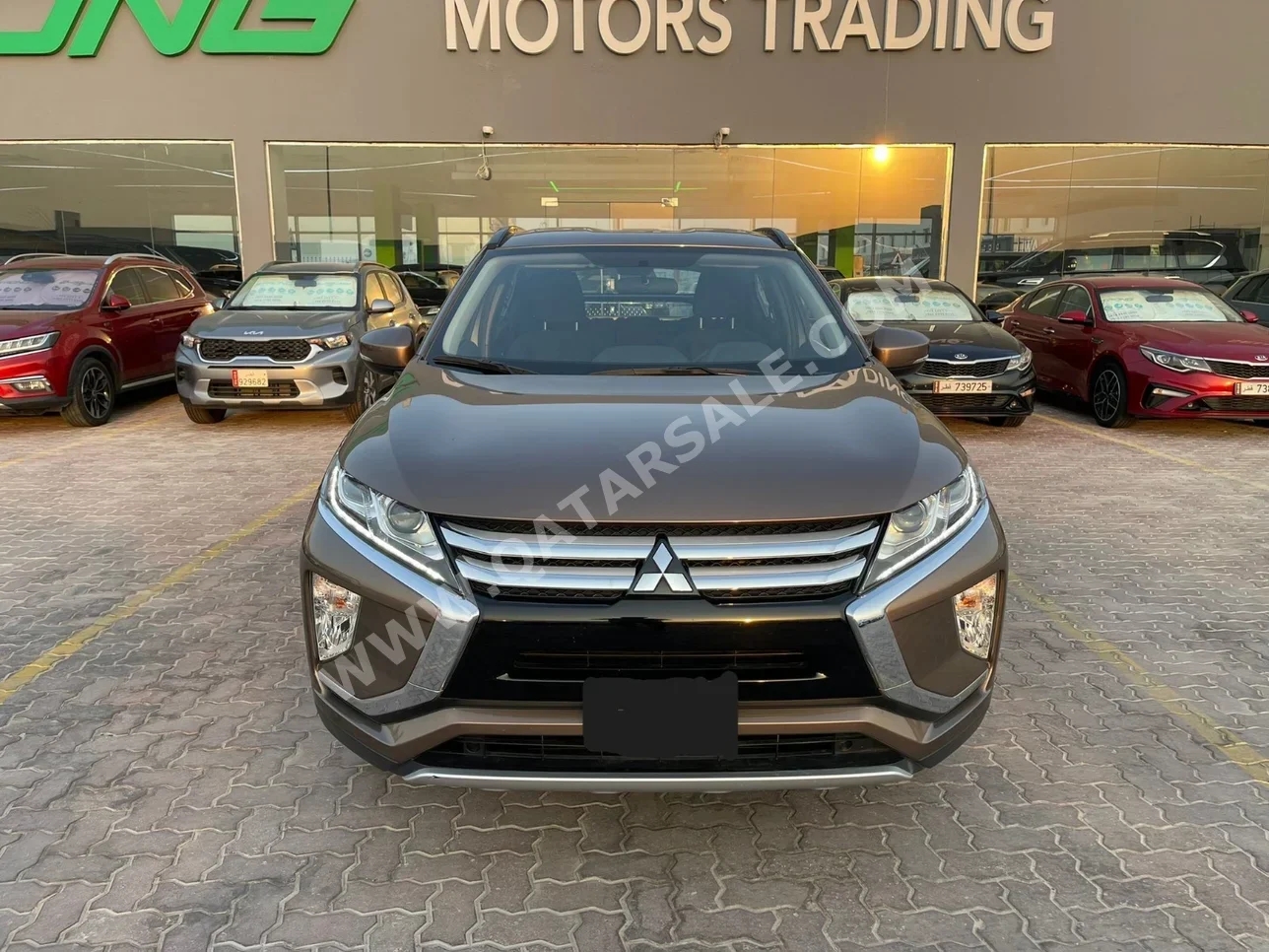 Mitsubishi  Eclipse  2020  Automatic  60,000 Km  4 Cylinder  Front Wheel Drive (FWD)  SUV  Brown