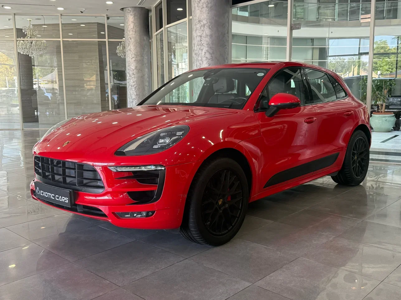 Porsche  Macan  GTS  2017  Automatic  131,000 Km  4 Cylinder  Four Wheel Drive (4WD)  SUV  Red  With Warranty