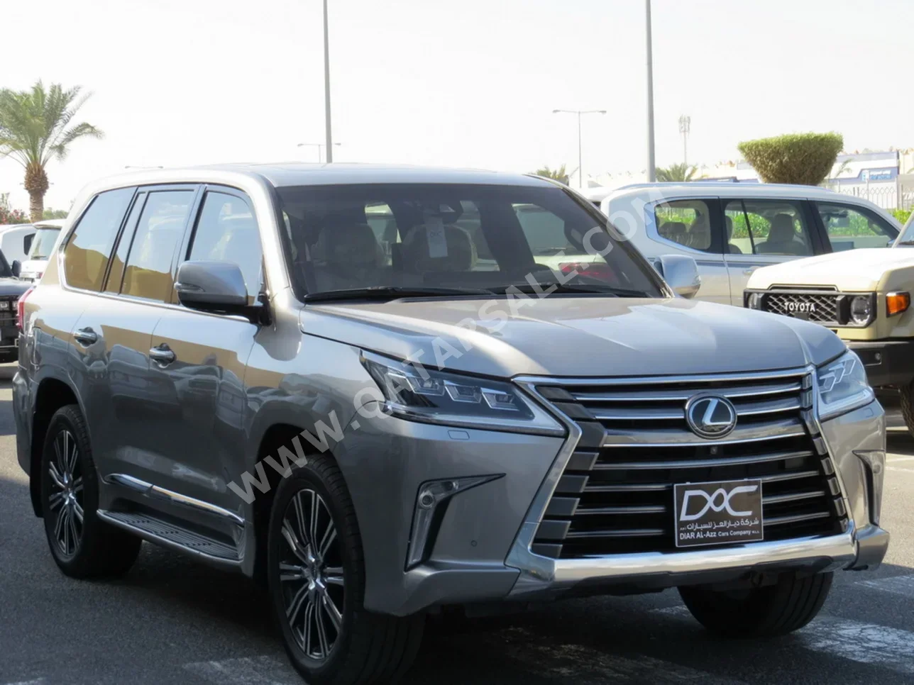 Lexus  LX  570  2016  Automatic  153,000 Km  8 Cylinder  Four Wheel Drive (4WD)  SUV  Sonic Titanium