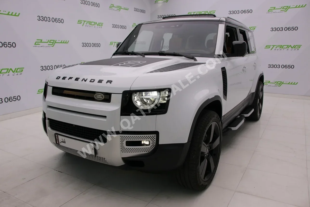 Land Rover  Defender  110 SE  2023  Automatic  35,000 Km  6 Cylinder  Four Wheel Drive (4WD)  SUV  White  With Warranty