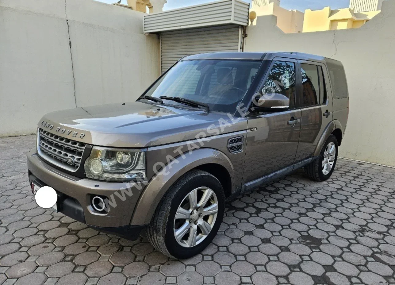 Land Rover  LR4  SE  2015  Automatic  135,000 Km  6 Cylinder  Four Wheel Drive (4WD)  SUV  Brown