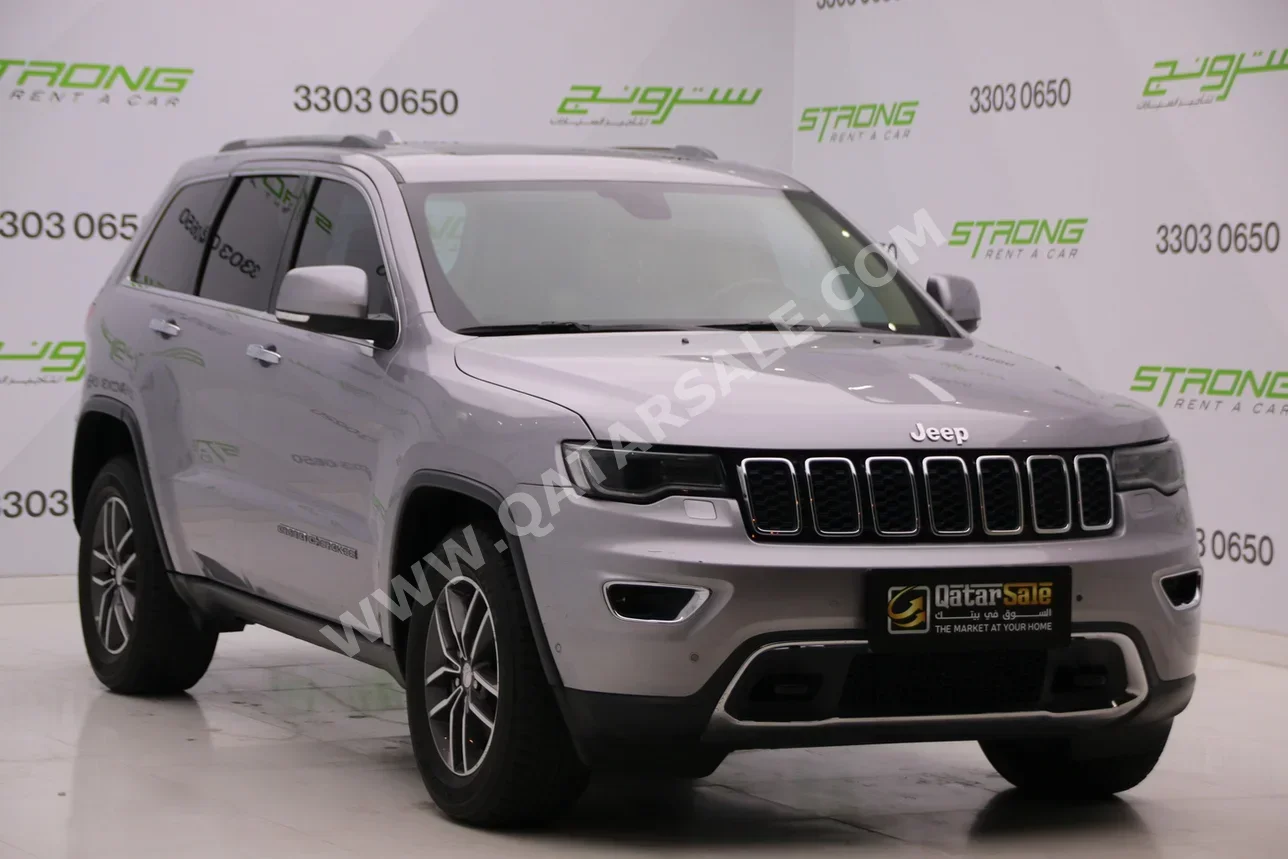 Jeep  Grand Cherokee  2018  Automatic  170,000 Km  6 Cylinder  Four Wheel Drive (4WD)  SUV  Silver