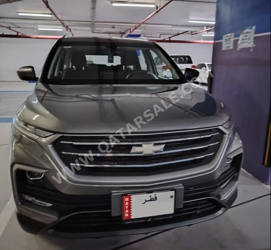 Chevrolet  Captiva  LS  2023  Automatic  70,000 Km  6 Cylinder  All Wheel Drive (AWD)  SUV  Gray  With Warranty