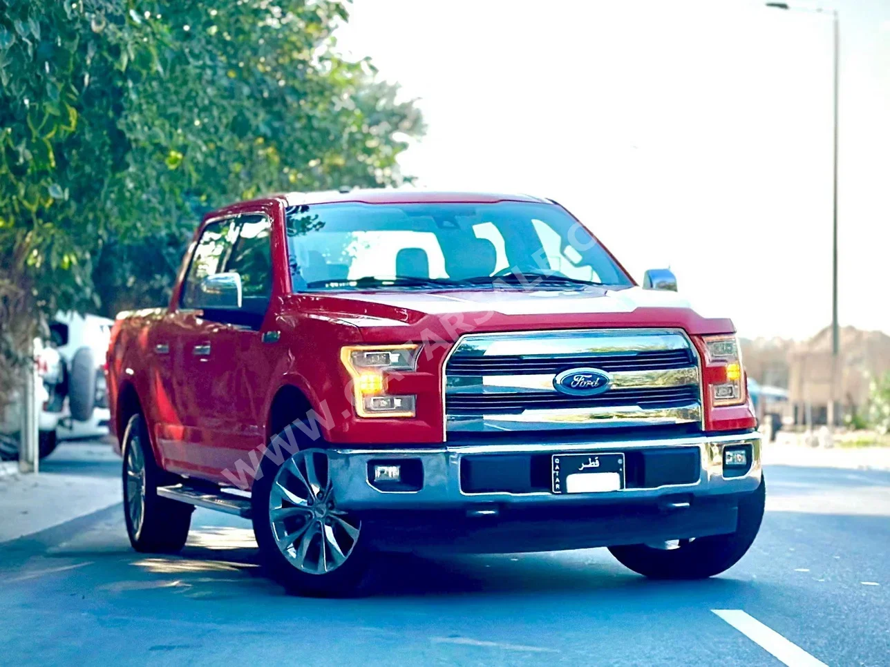 Ford  F  150 LARIAT  2017  Automatic  137,000 Km  6 Cylinder  Four Wheel Drive (4WD)  Pick Up  Red