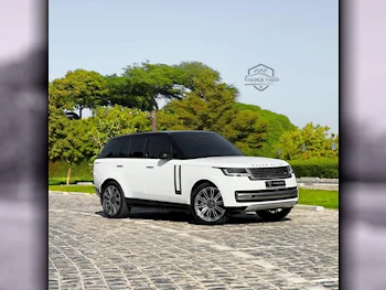 Land Rover  Range Rover  Vogue HSE  2023  Automatic  30,000 Km  8 Cylinder  Four Wheel Drive (4WD)  SUV  White  With Warranty