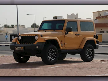 Jeep  Wrangler  Sport  2014  Automatic  300,000 Km  6 Cylinder  Four Wheel Drive (4WD)  SUV  Beige and Brown