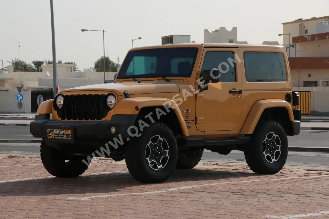 Jeep  Wrangler  Sport  2014  Automatic  300,000 Km  6 Cylinder  Four Wheel Drive (4WD)  SUV  Beige and Brown