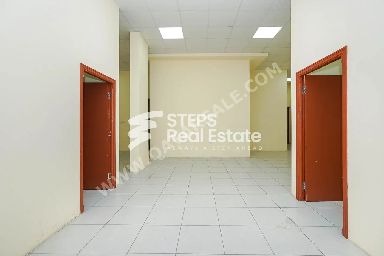 Commercial Offices - Not Furnished  - Al Rayyan  - Abu Hamour