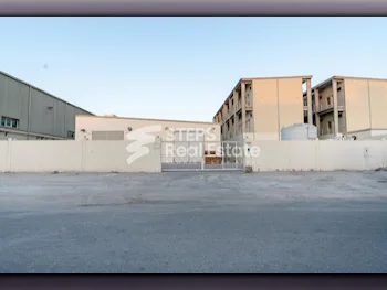 Warehouses & Stores - Al Rayyan  - Industrial Area  -Area Size: 3000 Square Meter