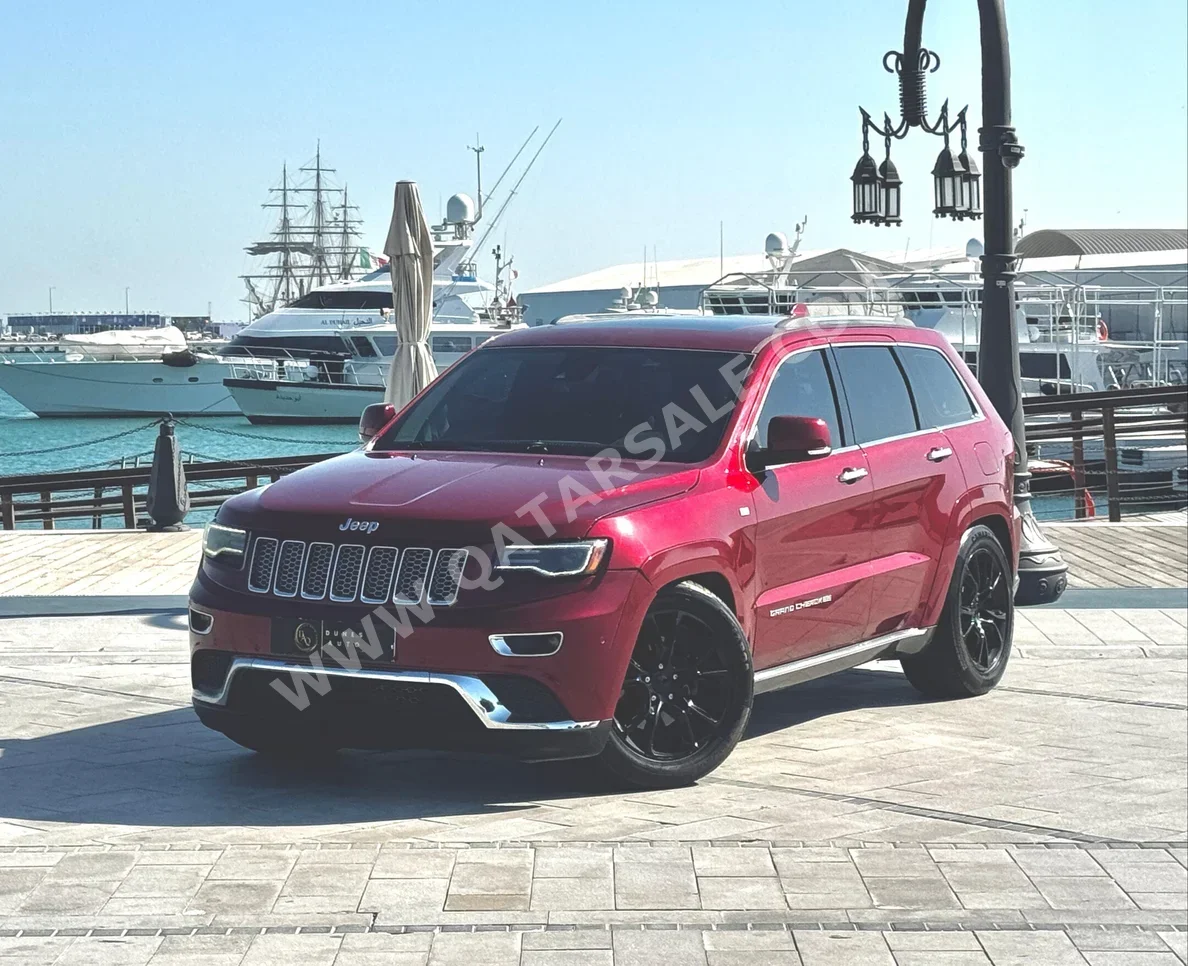 Jeep  Grand Cherokee  Summit  2015  Automatic  147,000 Km  8 Cylinder  Four Wheel Drive (4WD)  SUV  Red