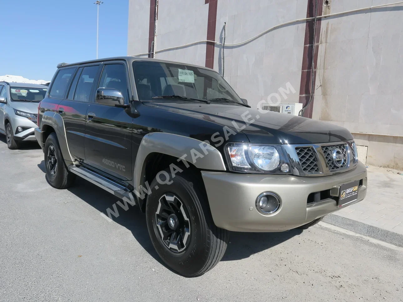 Nissan  Patrol  Super Safari  2021  Manual  9,000 Km  6 Cylinder  Four Wheel Drive (4WD)  SUV  Black  With Warranty