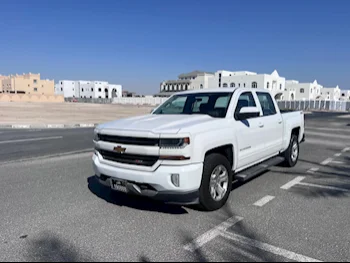 Chevrolet  Silverado  LT  2017  Automatic  149,000 Km  8 Cylinder  Four Wheel Drive (4WD)  Pick Up  White