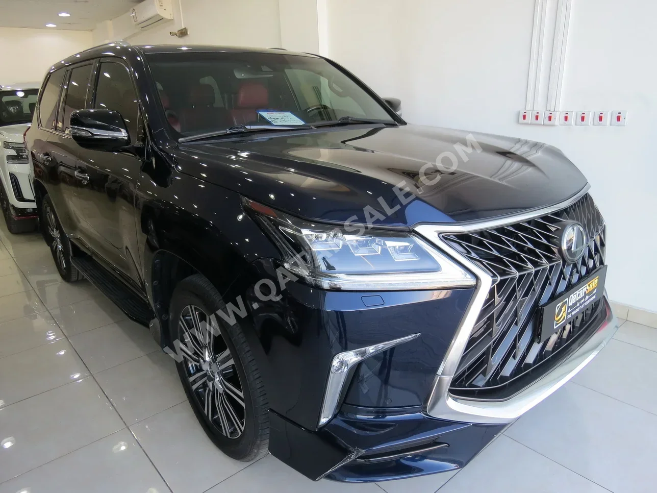 Lexus  LX  570 S  2018  Automatic  142,000 Km  8 Cylinder  Four Wheel Drive (4WD)  SUV  Dark Blue