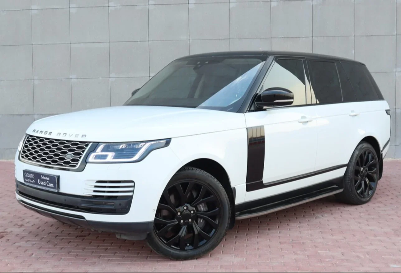 Land Rover  Range Rover  Vogue HSE  2019  Automatic  79,730 Km  6 Cylinder  Four Wheel Drive (4WD)  SUV  White