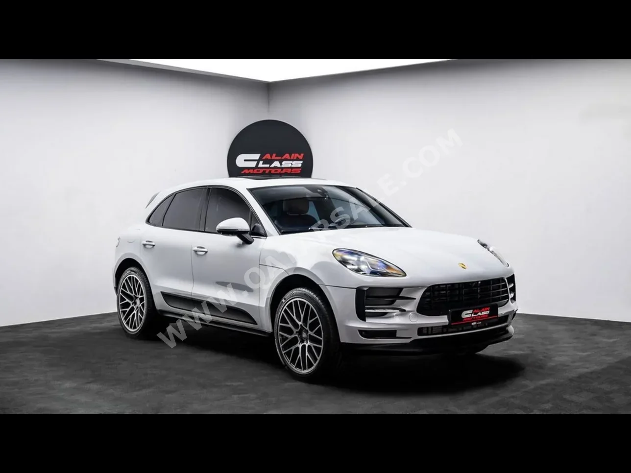 Porsche  Macan  2019  Automatic  60,092 Km  4 Cylinder  Four Wheel Drive (4WD)  SUV  White