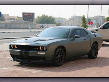 Dodge  Challenger  2020  Automatic  62,000 Km  6 Cylinder  Rear Wheel Drive (RWD)  Coupe / Sport  Matte green