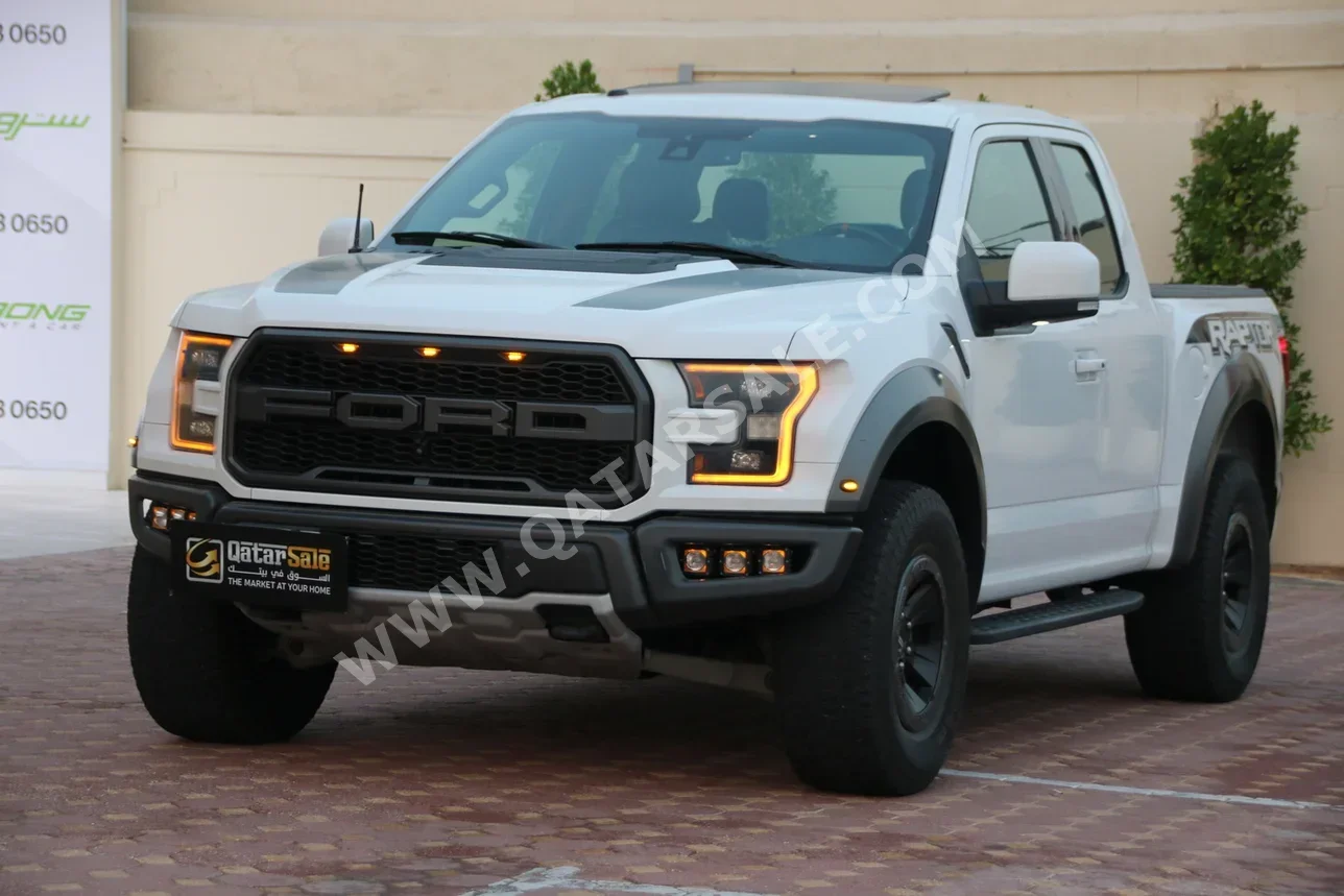 Ford  Raptor  2017  Automatic  216,000 Km  6 Cylinder  Four Wheel Drive (4WD)  Pick Up  White