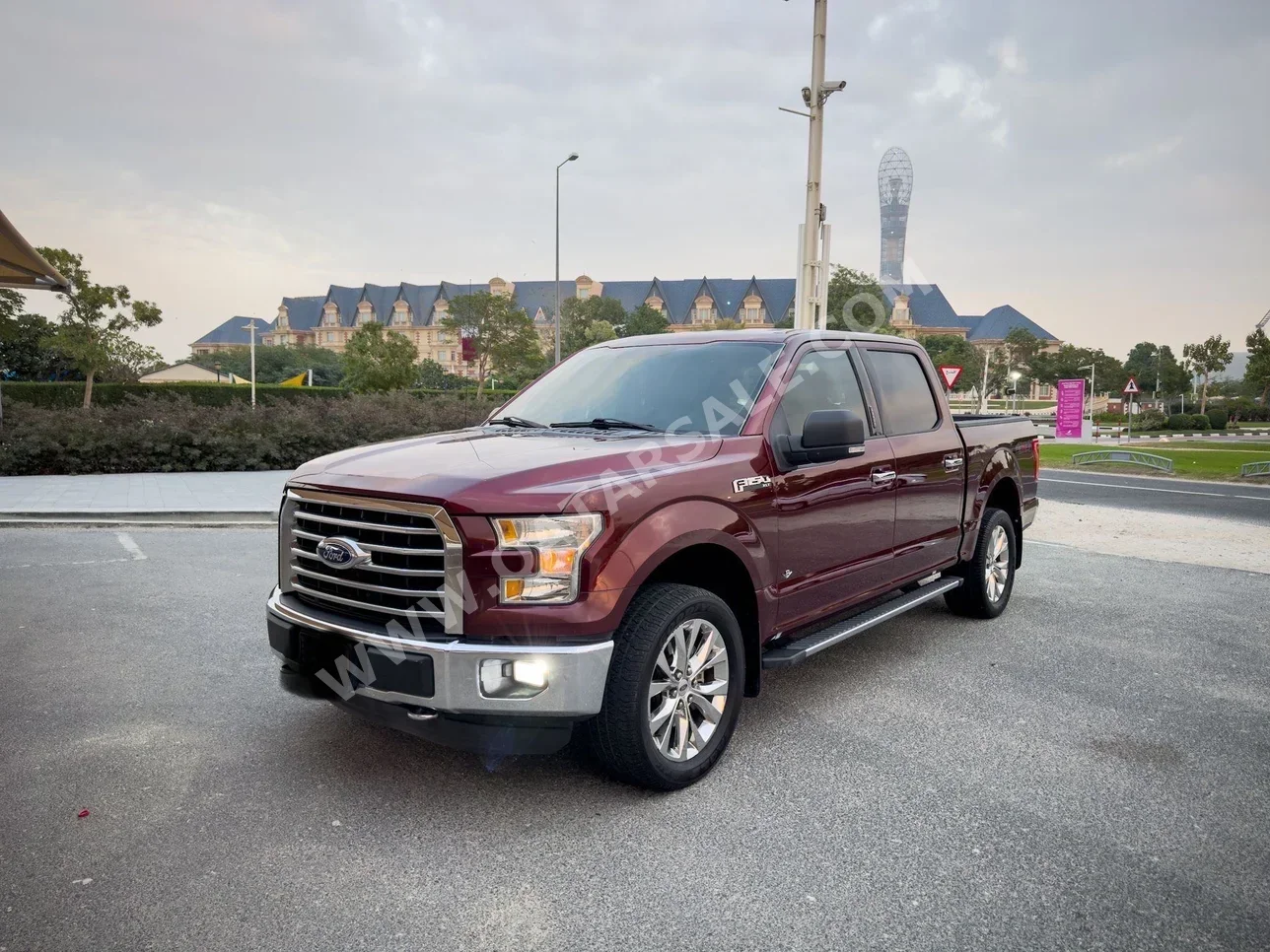 Ford F 150 Maroon 2015 For Sale in Qatar