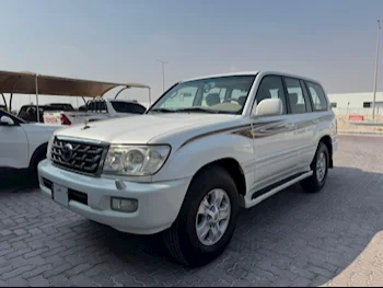 Toyota  Land Cruiser  GXR  2007  Manual  300,000 Km  8 Cylinder  Four Wheel Drive (4WD)  SUV  Silver