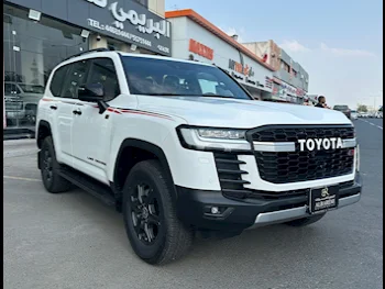  Toyota  Land Cruiser  GR Sport Twin Turbo  2024  Automatic  0 Km  6 Cylinder  Four Wheel Drive (4WD)  SUV  White  With Warranty