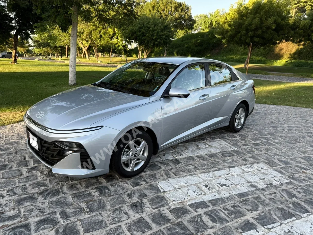 Hyundai  Accent  Sedan  Grey  2025