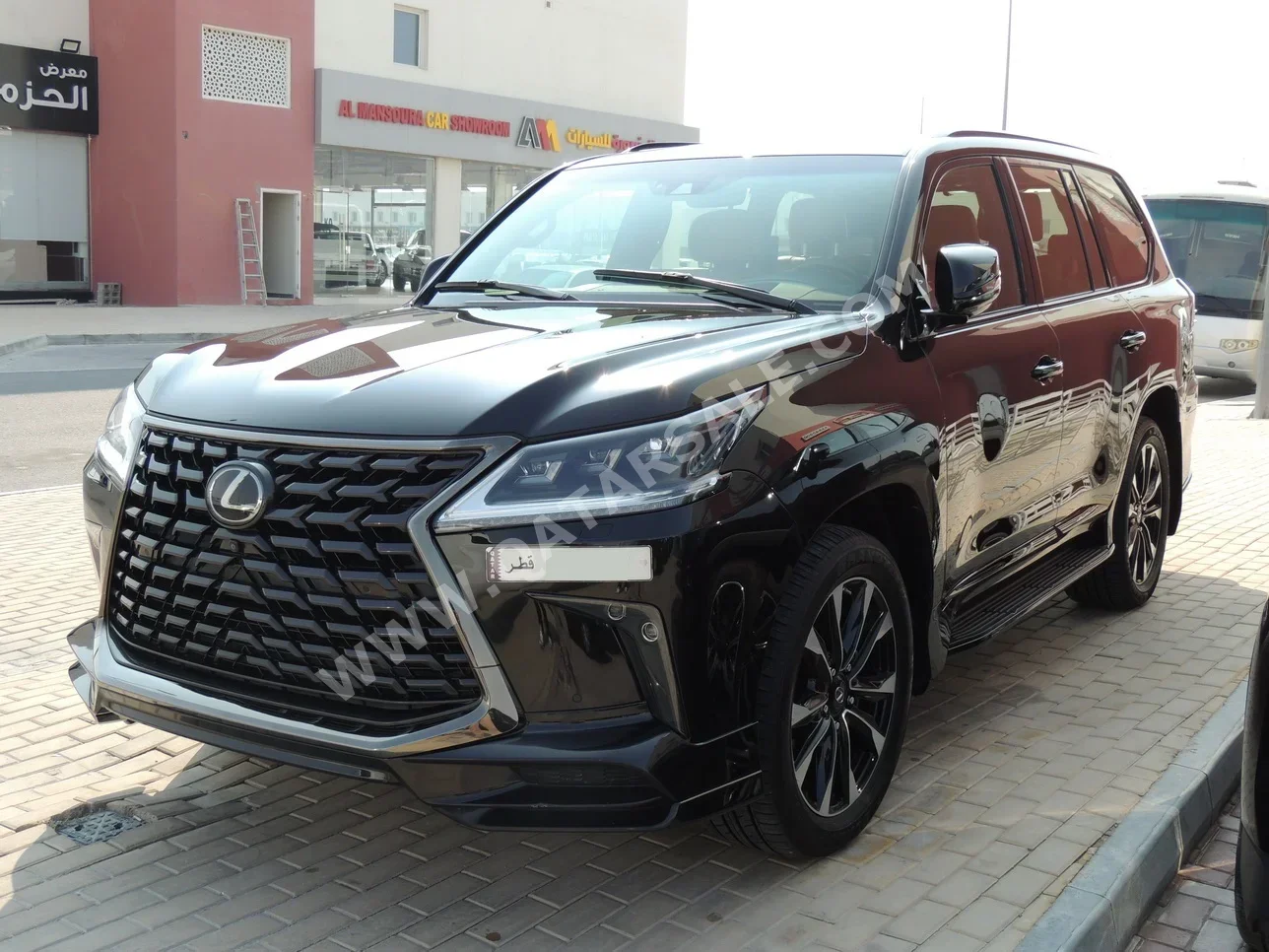 Lexus  LX  570 S Black Edition  2021  Automatic  127,000 Km  8 Cylinder  Four Wheel Drive (4WD)  SUV  Black